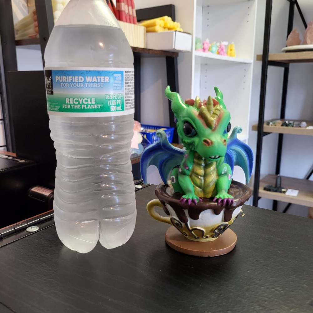 Chai tea collector dragon from the tea cup dragon collection
